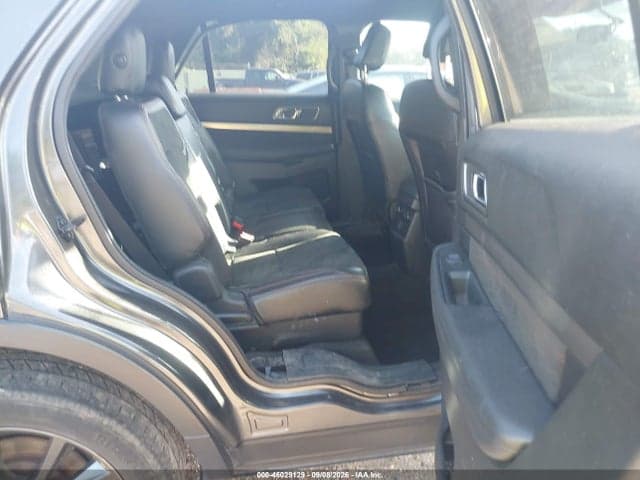 2018 FORD EXPLORER XLT 8