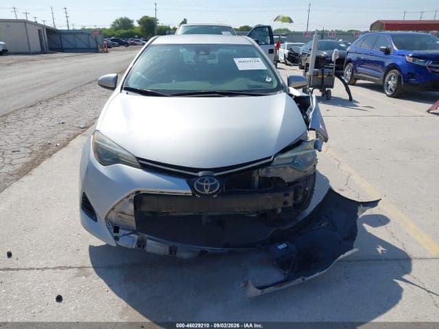 2018 TOYOTA COROLLA LE 12