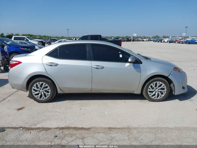 2018 TOYOTA COROLLA LE 13