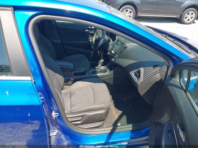 2017 CHEVROLET CRUZE LT AUTO 5