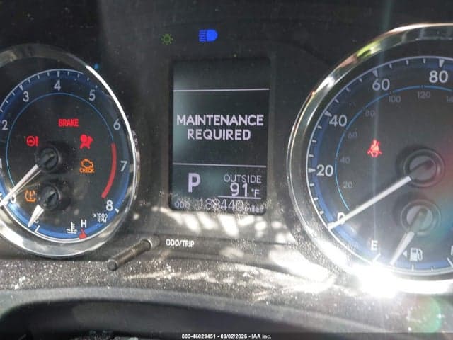 2019 TOYOTA COROLLA LE 7