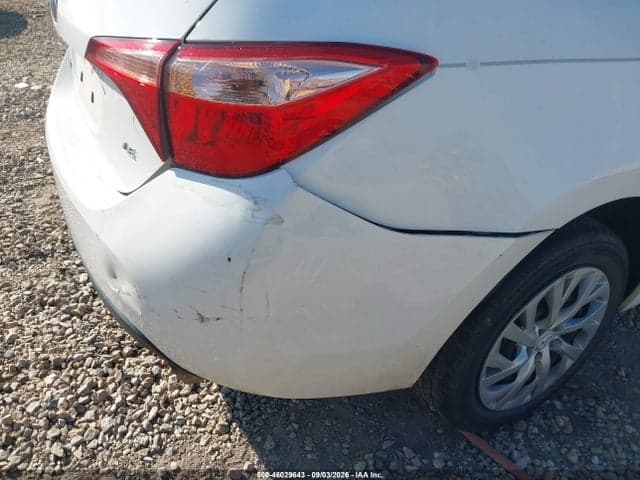2019 TOYOTA COROLLA LE 6