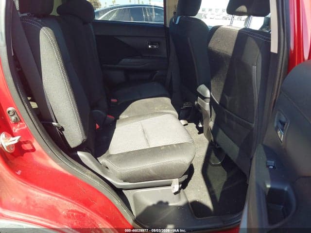 2018 MITSUBISHI OUTLANDER 8