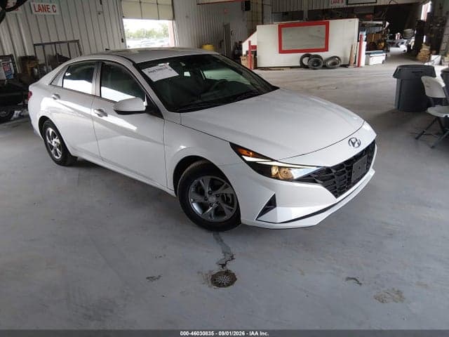 2021 HYUNDAI ELANTRA SE 1