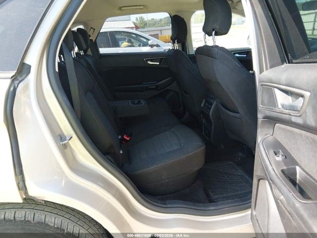 2017 FORD EDGE SE 8