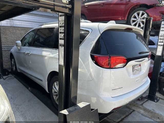 2018 CHRYSLER PACIFICA TOURING L 3