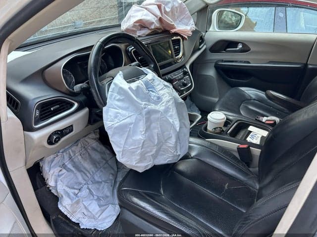 2018 CHRYSLER PACIFICA TOURING L 5