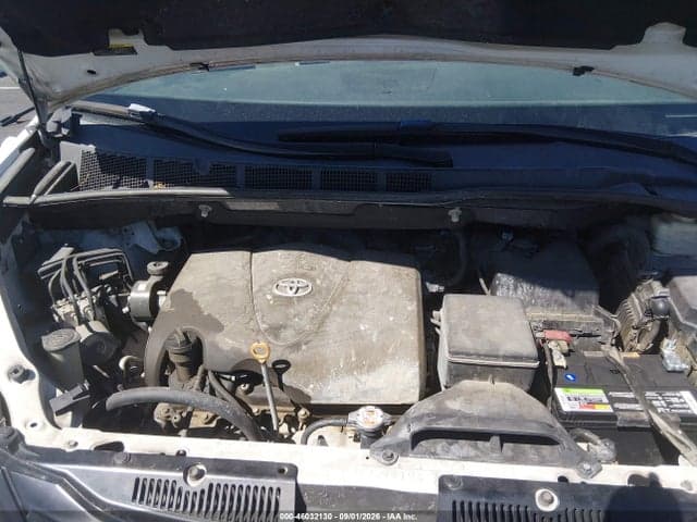 2017 TOYOTA SIENNA L 7 PASSENGER 10