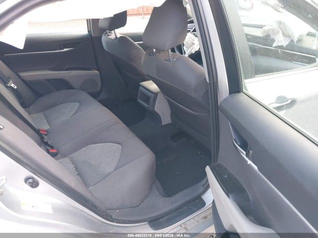 2018 TOYOTA CAMRY L 8