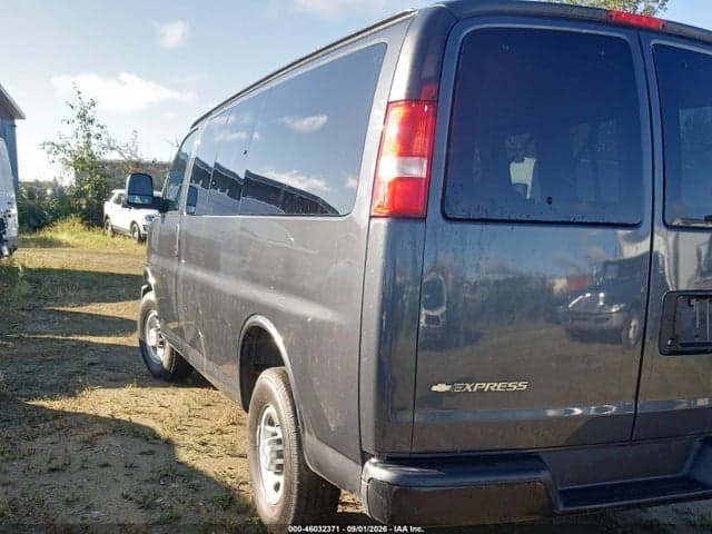 2017 CHEVROLET EXPRESS 2500 LS 3