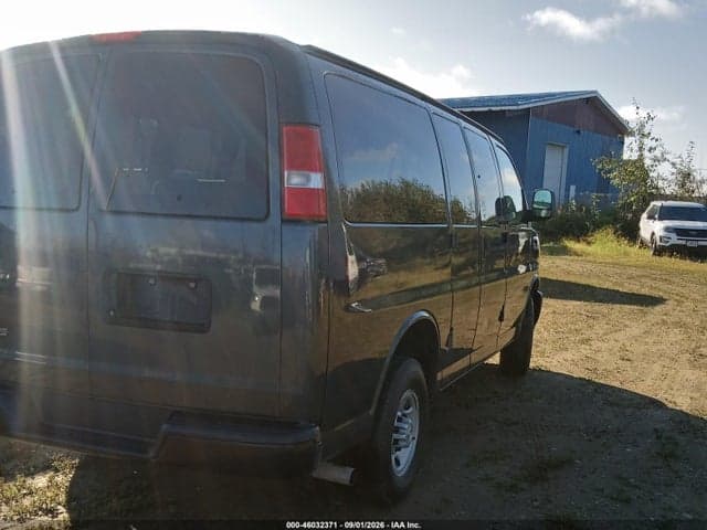 2017 CHEVROLET EXPRESS 2500 LS 4