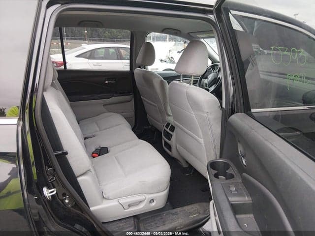 2019 HONDA PILOT EX 8