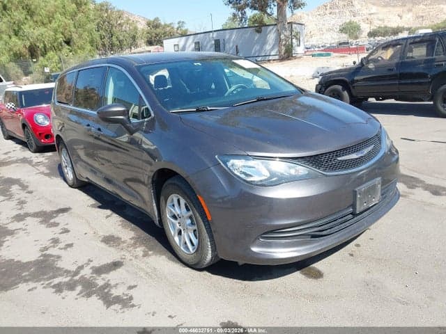 2019 CHRYSLER PACIFICA TOURING 1
