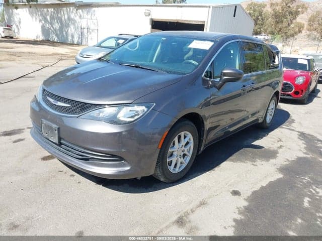2019 CHRYSLER PACIFICA TOURING 2