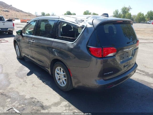 2019 CHRYSLER PACIFICA TOURING 3