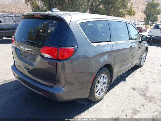 2019 CHRYSLER PACIFICA TOURING 4