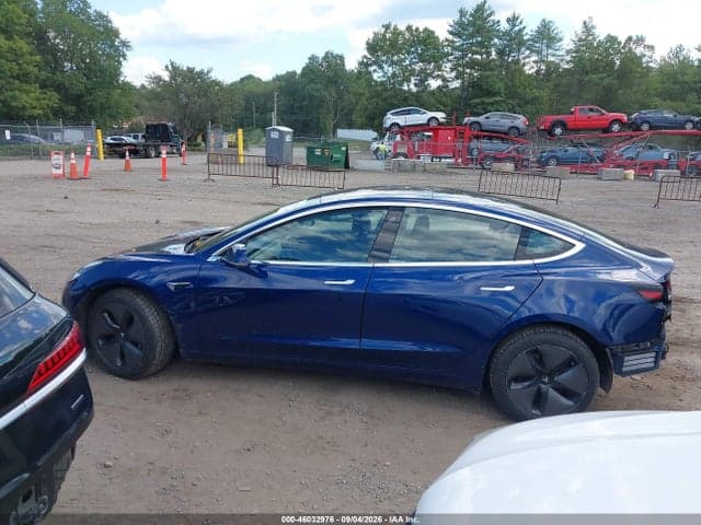 2018 TESLA MODEL 3 LONG RANGE/PERFORMANCE 15