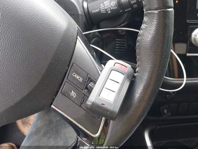 2020 MITSUBISHI OUTLANDER SE 2.4 11