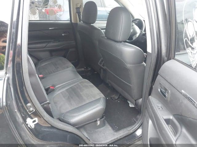 2020 MITSUBISHI OUTLANDER SE 2.4 8