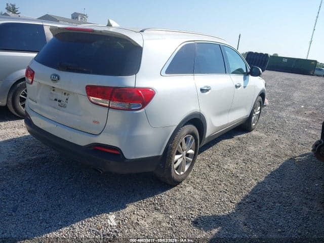 2017 KIA SORENTO 2.4L LX 4