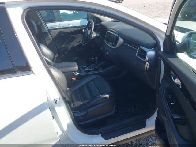 2017 KIA SORENTO 2.4L LX 5