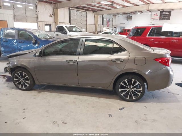 2017 TOYOTA COROLLA SE 14