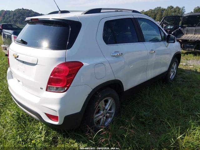 2017 CHEVROLET TRAX LT 4