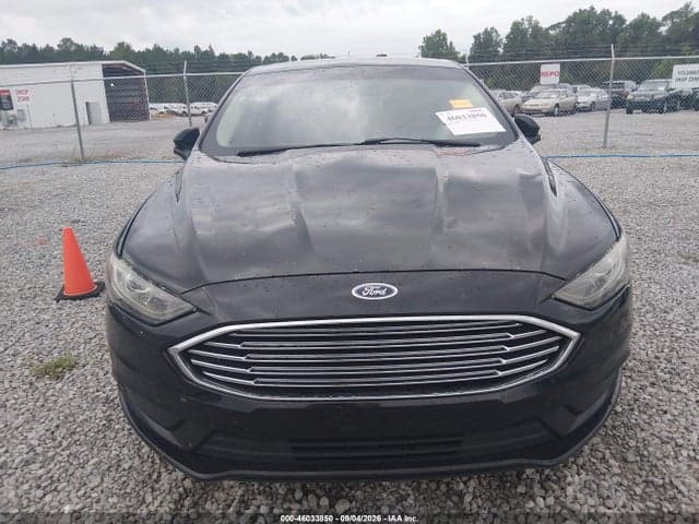 2017 FORD FUSION SE 12