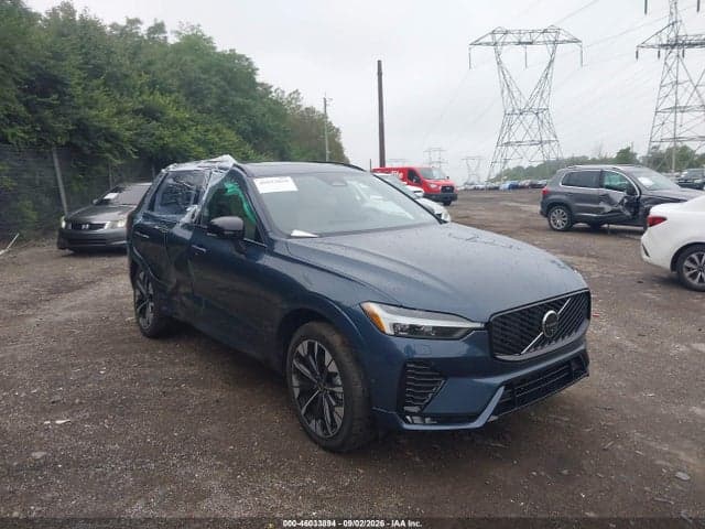 2026 VOLVO XC60 B5 PLUS 1