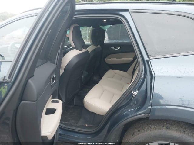 2026 VOLVO XC60 B5 PLUS 8