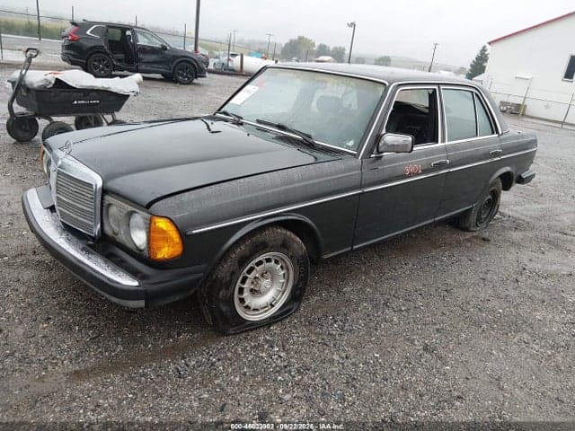 1985 MERCEDES-BENZ 300 DT 2