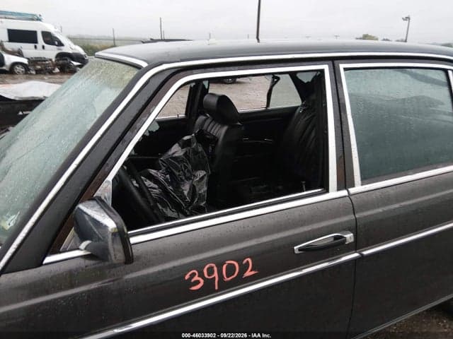1985 MERCEDES-BENZ 300 DT 14