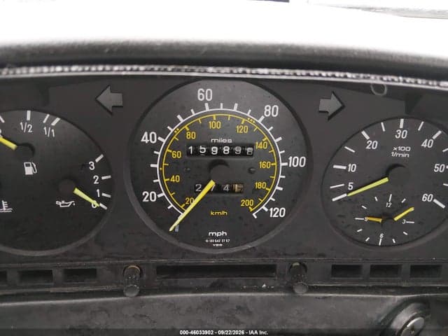 1985 MERCEDES-BENZ 300 DT 7