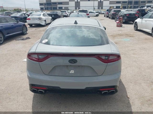 2018 KIA STINGER GT2 16