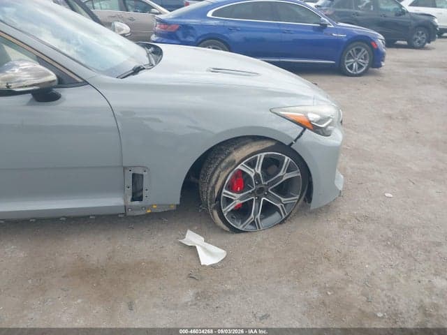2018 KIA STINGER GT2 6