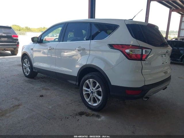2017 FORD ESCAPE SE 3