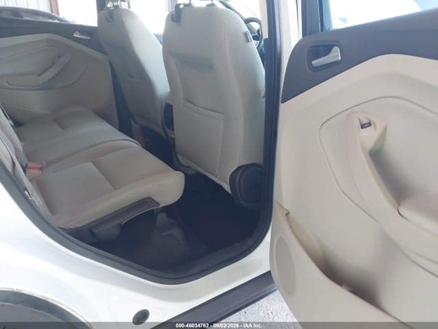 2017 FORD ESCAPE SE 8