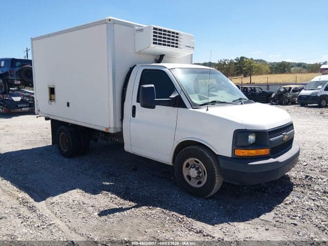 2017 CHEVROLET EXPRESS CUTAWAY WORK VAN 1