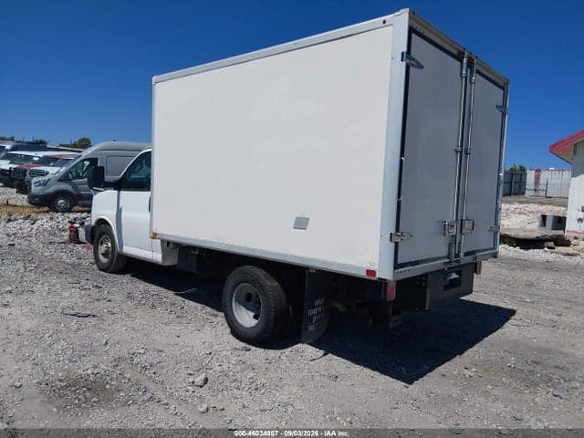 2017 CHEVROLET EXPRESS CUTAWAY WORK VAN 3
