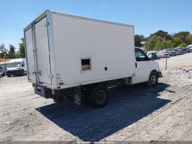 2017 CHEVROLET EXPRESS CUTAWAY WORK VAN 4