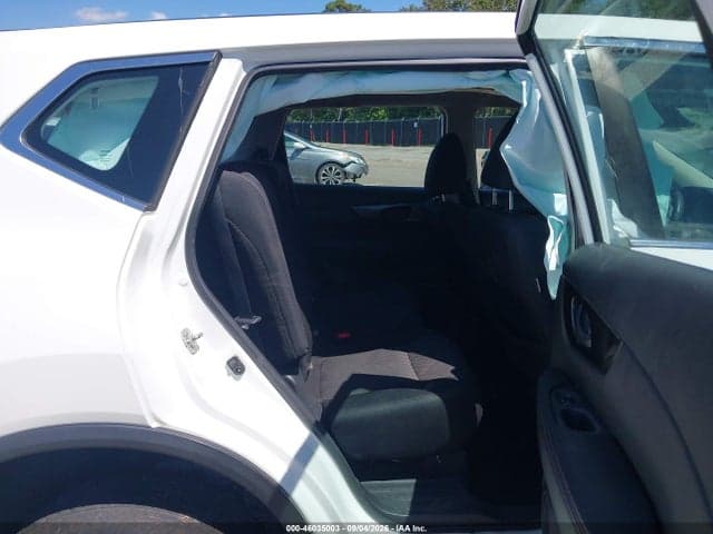 2019 NISSAN ROGUE S 8