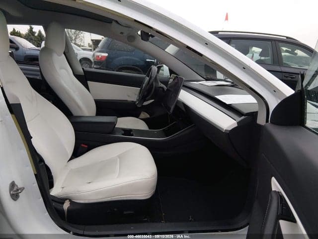 2018 TESLA MODEL 3 LONG RANGE/PERFORMANCE 5