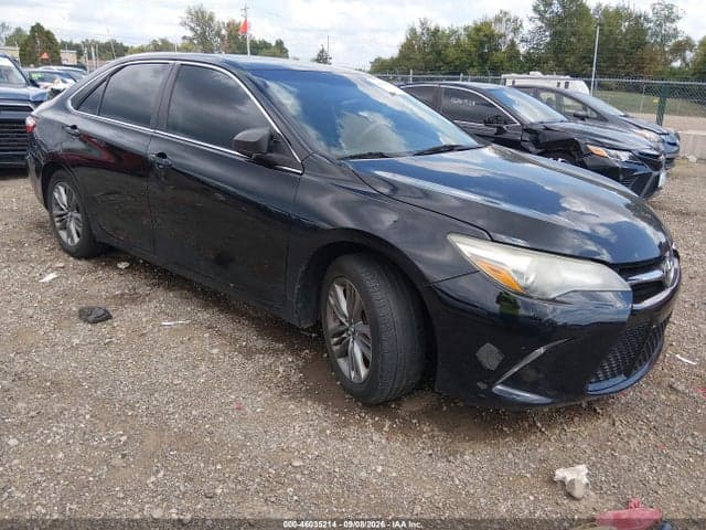 2017 TOYOTA CAMRY SE 1