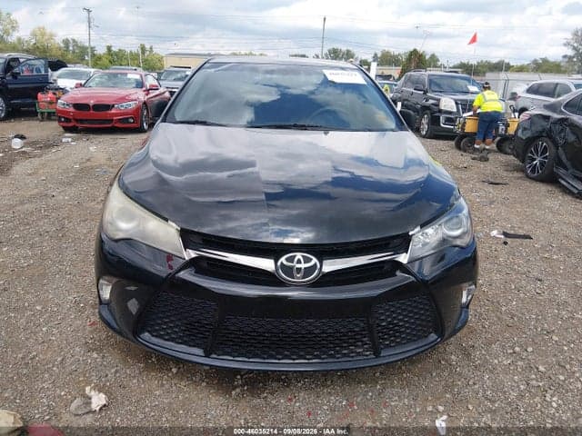 2017 TOYOTA CAMRY SE 12
