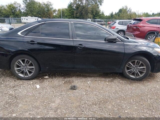 2017 TOYOTA CAMRY SE 13