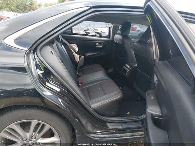 2017 TOYOTA CAMRY SE 8