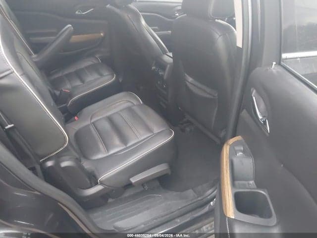 2017 GMC ACADIA DENALI 8