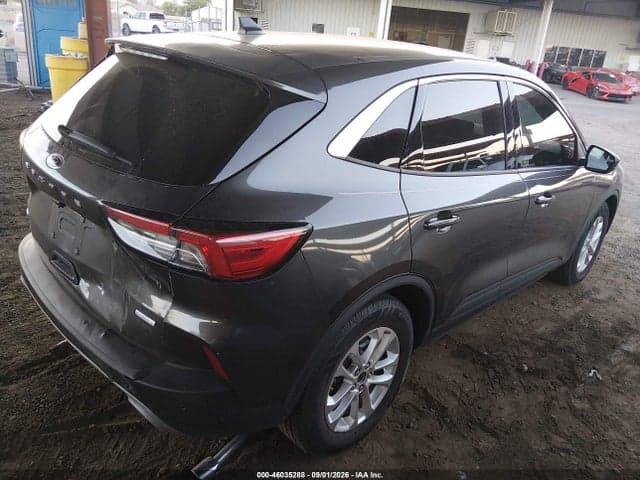 2020 FORD ESCAPE SE 4