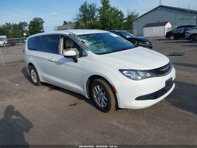 2017 CHRYSLER PACIFICA TOURING 1