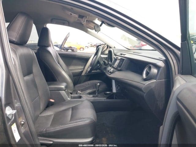 2017 TOYOTA RAV4 LE 5